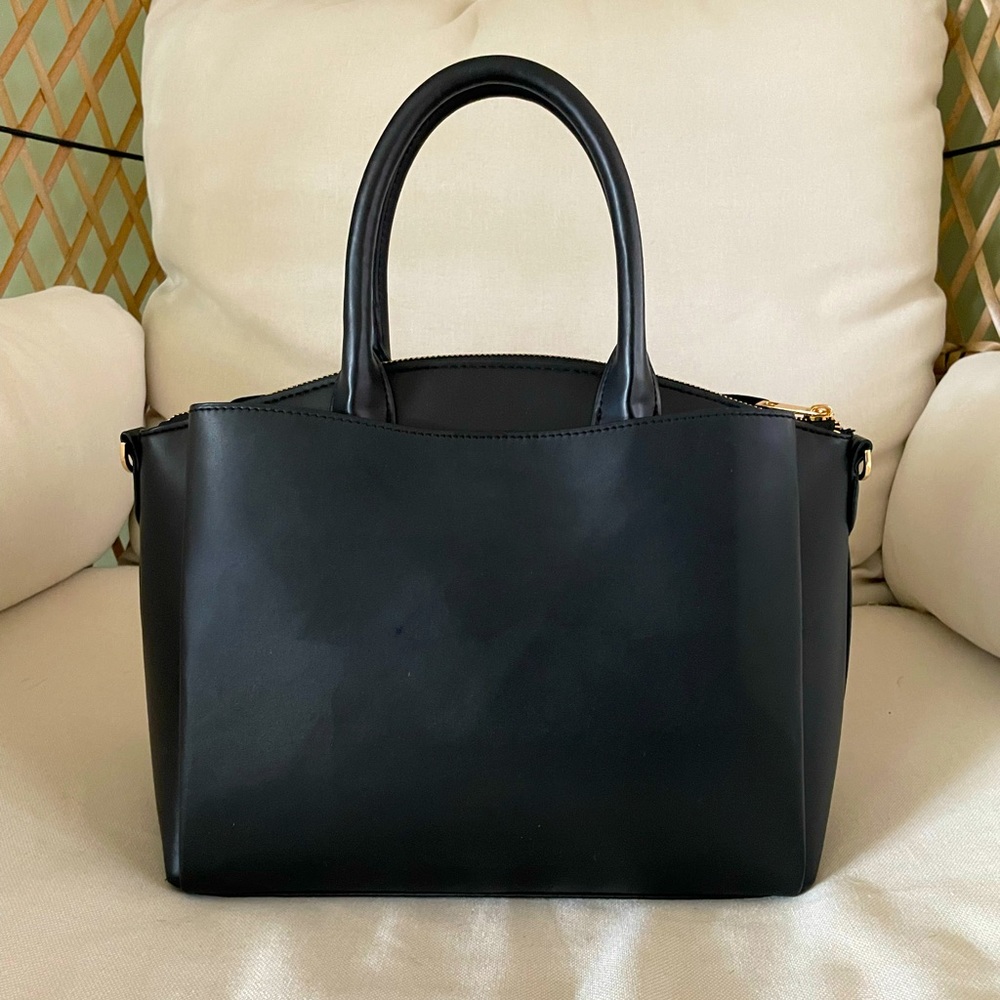 Medium Black Satchel - Perfect for work or leisure!